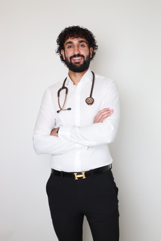 Dr. Gulaab Sara